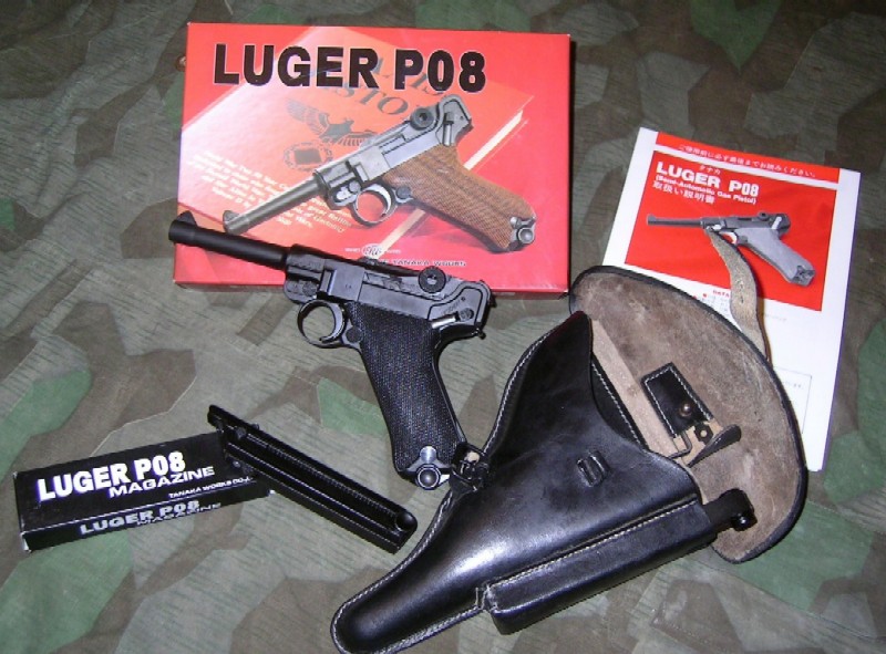 Luger.jpg